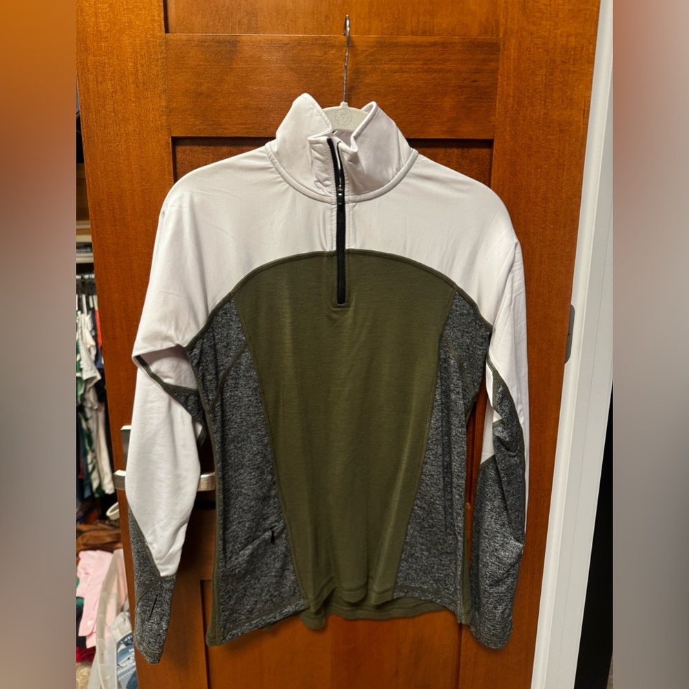 Woolx Olive and Gray Women's Quarter-Zip Athletic top
